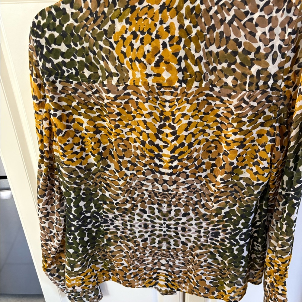 Animal Print Button-Up silk - Picture 5 of 5